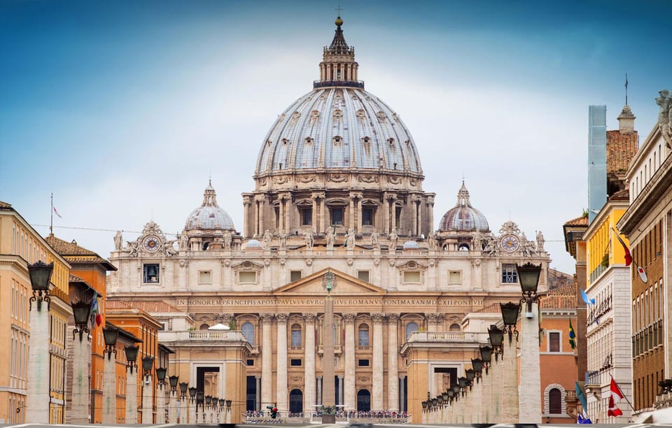 Rome: St. Peter's Basilica Audio Guide with Dome Tickets - The Climb Up: Using the Audio Guide Without Getting Stuck
