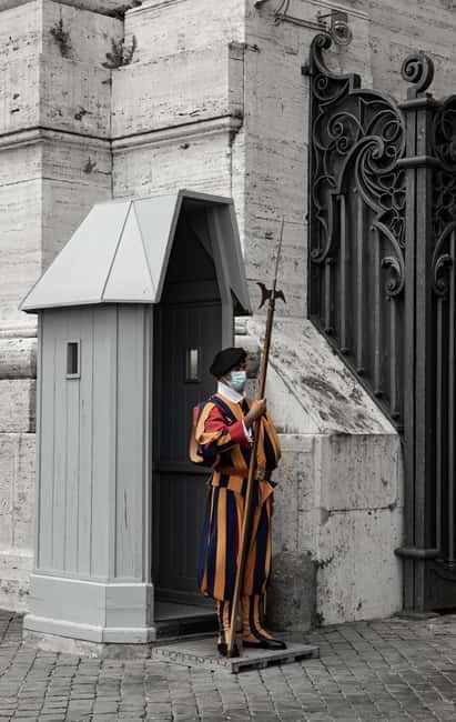 Rome: St.Peter's Basilica & Papal Tombs guided Tour - Key things to know before you go