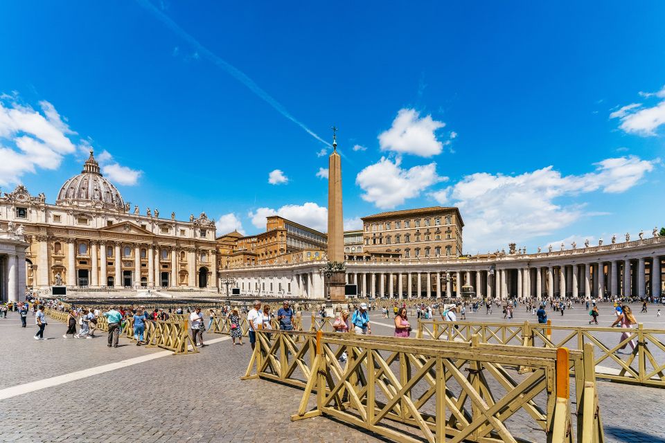 Rome: St. Peter's Basilica, Square and Grottoes Guided Tour - The Secretive Part: Visiting the Papal Grottoes