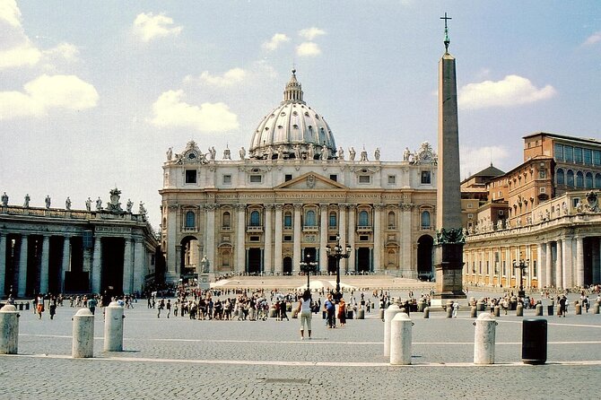 Rome St. Peter's Basilica Tour with exclusive Underground Access - How the guided format feels: guides, flow, and hearing the story