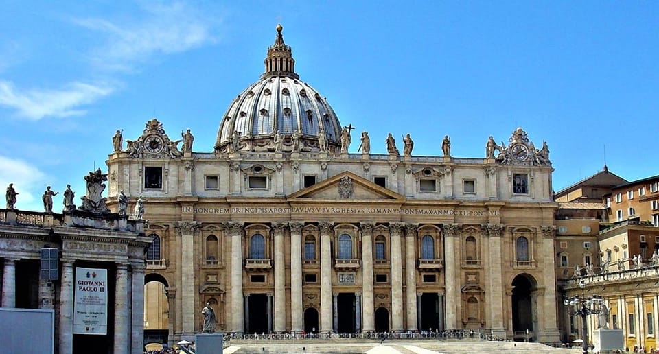 Rome: St. Peter's Basilica Tour - Getting Oriented at St. Peter’s Square (Before the Basilica Floors You)
