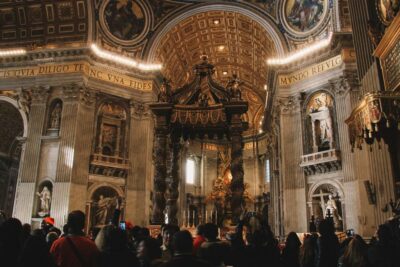 Rome: St. Peter’s Basilica Walking Guided Tour - Meeting at Via Santamaura 13 and timing your expectations