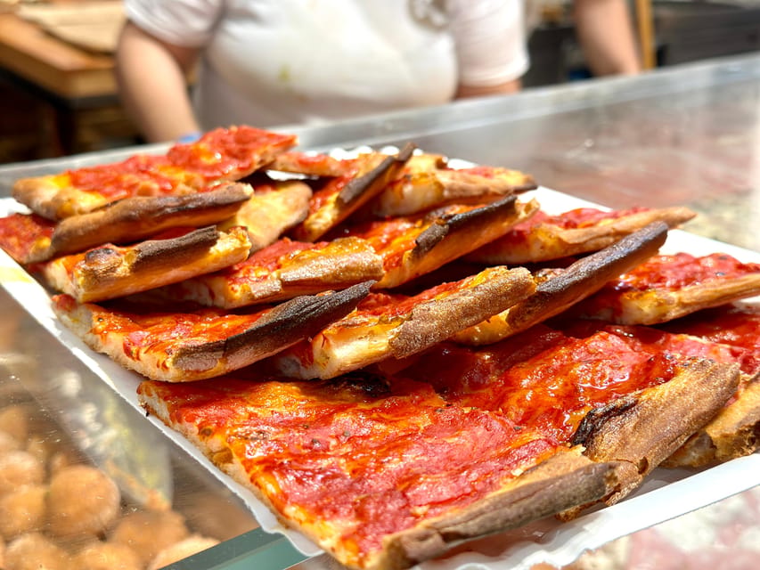 Rome Street Food: Delights at Campo dei Fiori & Ghetto Area - Starting in Campo de’ Fiori: where Rome snacks in public