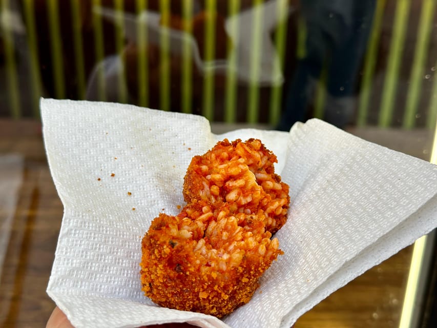 Rome Street Food: Delights at Campo dei Fiori & Ghetto Area - Guides make the difference: from Mattia to Ramona