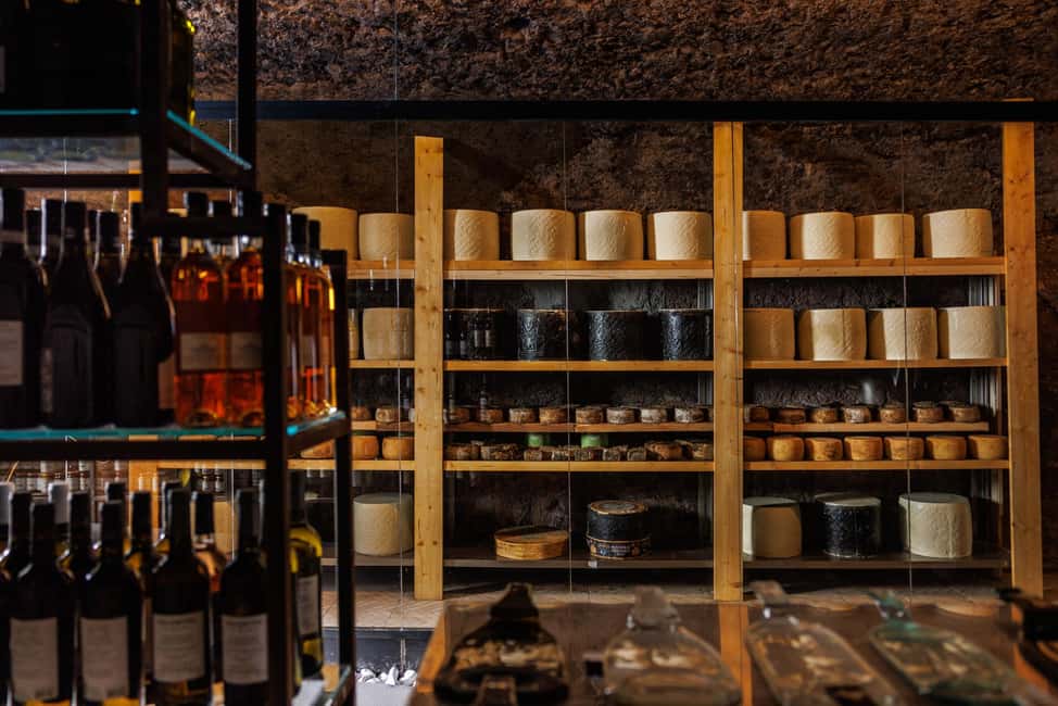 Rome: Taste in Testaccio gastronomic rarities in an aging cave - Price and value: what $56.94 buys you in real terms