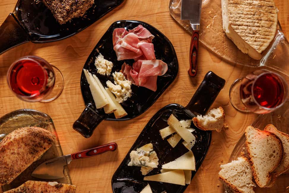 Rome: Taste in Testaccio gastronomic rarities in an aging cave - The 1-hour flow: what you actually do underground