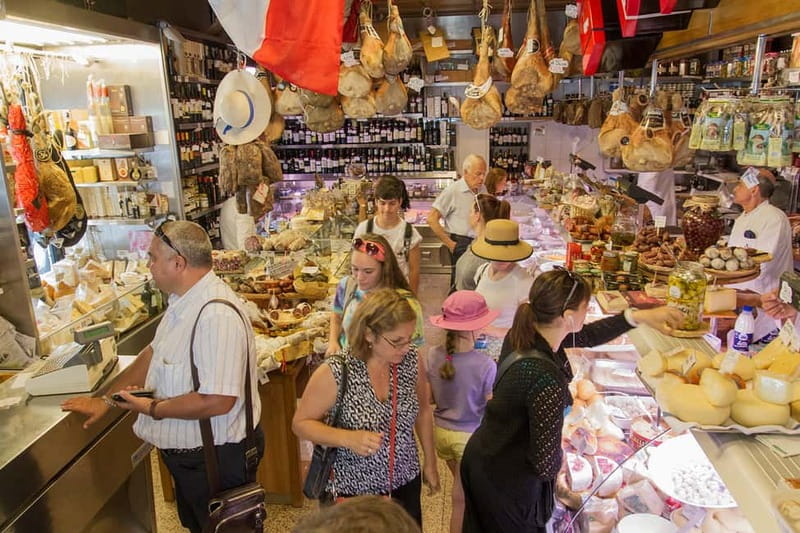 Rome: Taste of Testaccio Food & Market Tour - Piazza Testaccio meeting point: how to find the tour fast