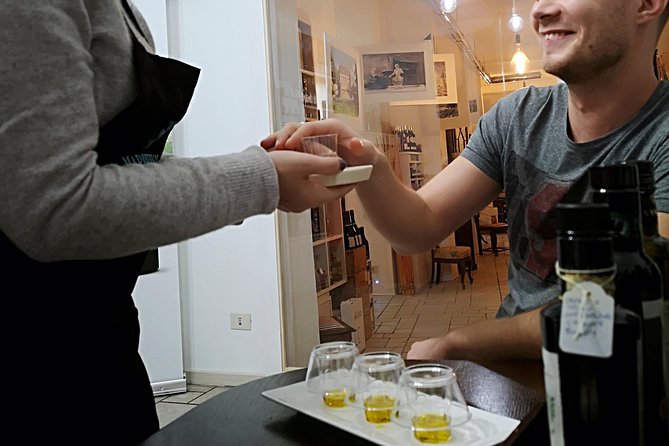 Rome Tasting Experience: Wine, Olive Oil and Local Bites - Extra Virgin Olive Oil 101: How Quality Gets You (and How to Store It)