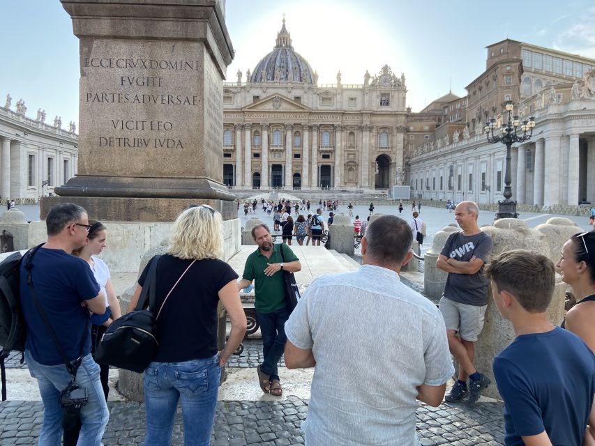 Rome: The Best of St. Peters' Basilica in German - Meeting in St. Peter’s Square and Handling Security Smoothly