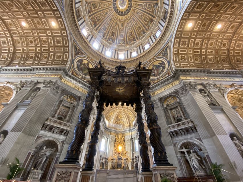 Rome: The Best of St. Peters' Basilica in German - Bernini’s bronze baldachin and the ten-story scale reality check