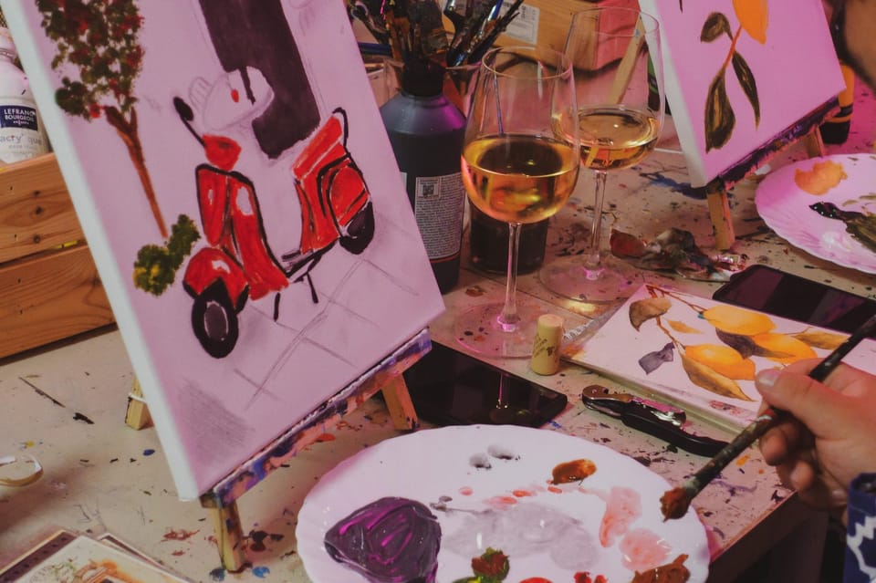 Rome: Tipsy Painting Class with Fine Wine and Arts - Wine and pizza: how the included food-and-drink really fits