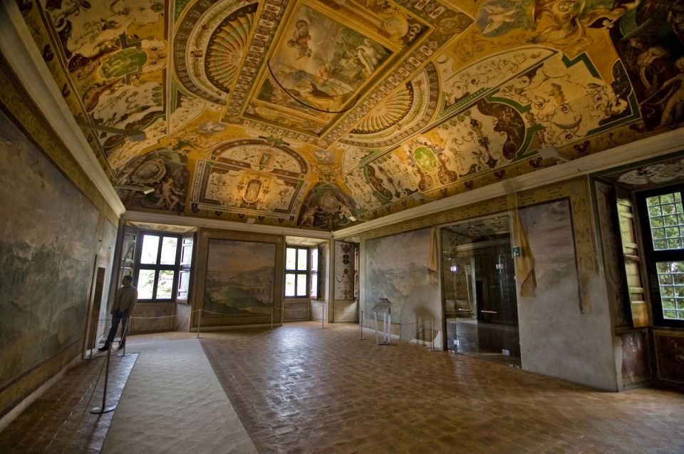 Rome: Tivoli Day Trip with Villa d'Este and Villa Adriana - Price and Logistics: Is $141.61 a Good Deal?