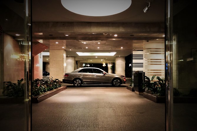 Rome to Fiumicino Airport (FCO) - Private Departure Transfer - Private Mercedes Comfort for 1 to 8