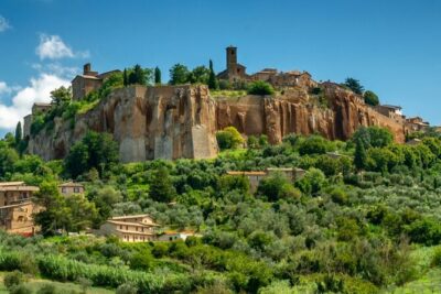 Rome to Florence Private Transfer with Orvieto & Lunch - The Mercedes Minivan Pickup: Comfort That Actually Matters