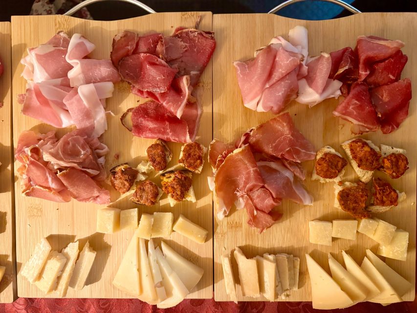 Rome: Traditional Food Tasting & Wine Pairing in Trastevere - Where You Meet in Trastevere (so you don’t waste time)