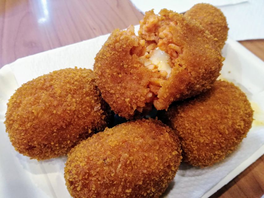 Rome: Trastevere and Jewish Ghetto Street Food Walking Tour - Trastevere Food Time: Where the Tour Turns Up