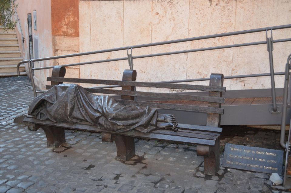 Rome: Trastevere and Jewish Ghetto Street Food Walking Tour - Piazza Trilussa and Ponte Sisto: Classic Rome Views Between Bites