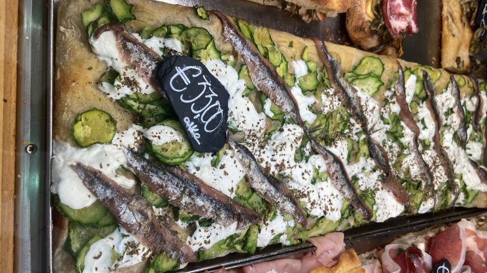 Rome: Trastevere Food and Wine Tour - Handmade Pasta Stop: The Roman Comfort-Food Core