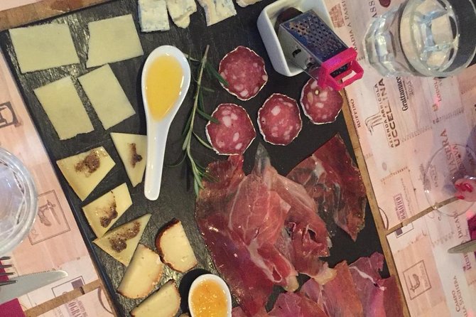 Rome: Trastevere Food tour with Free-Flowing Fine Wine - Homemade pasta and the multi-wine pizza tastings