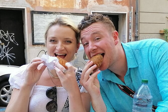 Rome: Trastevere street food and history tour - small group - Chiesa di San Francesco a Ripa Grande: Short Walking, Food Tasting Starts