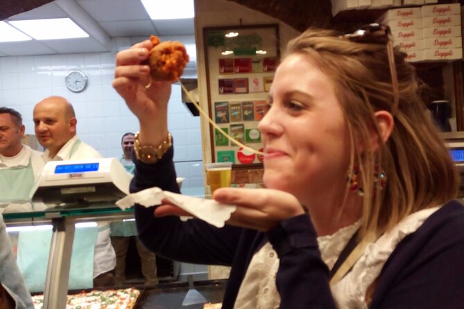 Rome: Trastevere Street Food Tour with Local Expert - Stop 1 and 2: Trastevere alleys, then the island inside Rome