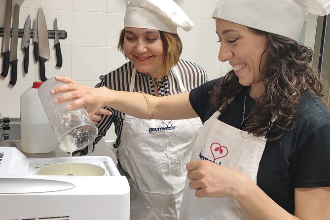Rome Trastevere: Tiramisù & Gelato Class with Savoiardo Baking - Key things you’ll notice in this class