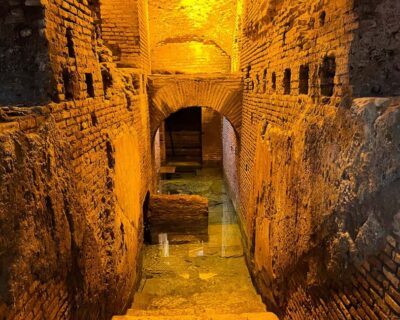Rome: Trevi Fountain Underground Aqueduct Walking Tour - The first fountain: an aqueduct link dating to 19 BC