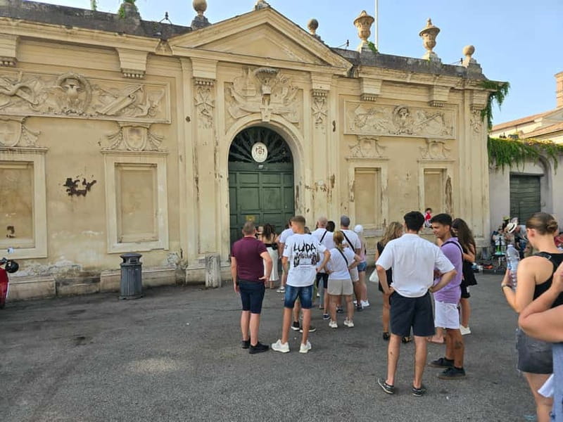 Rome: Tuk Tuk Tour of the Rome City Center - Spanish Steps, Pantheon, and Piazza Navona: The Classic Block-by-Block Sweep