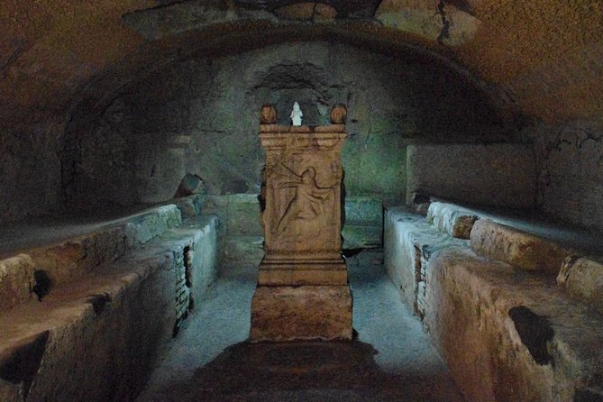 Rome Underground Catacombs Small-Group Tour - Guides and storytelling: what you’ll notice once you’re down there