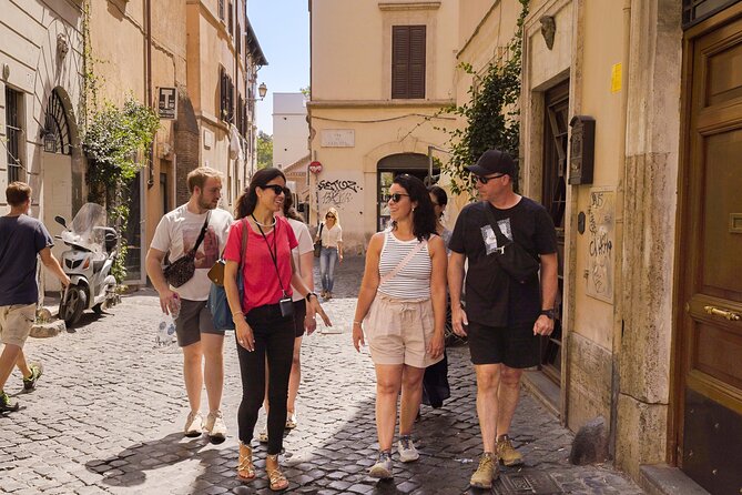 Rome underground: Piazza Navona, the Illusion Church and Pantheon - Piazza della Minerva: art you can understand with a story