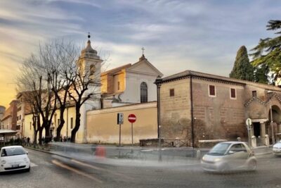 Rome: Underground Temples and Crucifixion Relics Walking Tour - The Walk to Lateran: Rome’s Cathedral and Constantine’s Turning Point