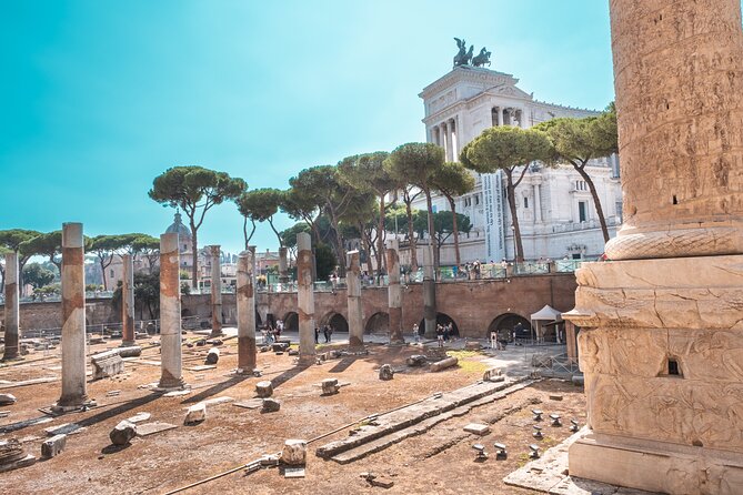 Rome Unforgettable Highlights by Golf Cart Tour - The Comfort Factor: Electric 7-Seater Carts and Headsets