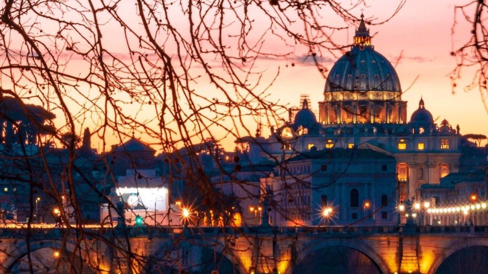 Rome: Vatican Museum and Sistine Chapel Ticket & Guided Tour - Meeting Under Michelangelo and Raphael: Start Where You’ll Actually Find It