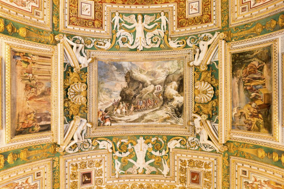 Rome: Vatican Museum and Sistine Chapel Tour - Museum Highlights That Actually Matter: From the Carriage Gallery to Maps