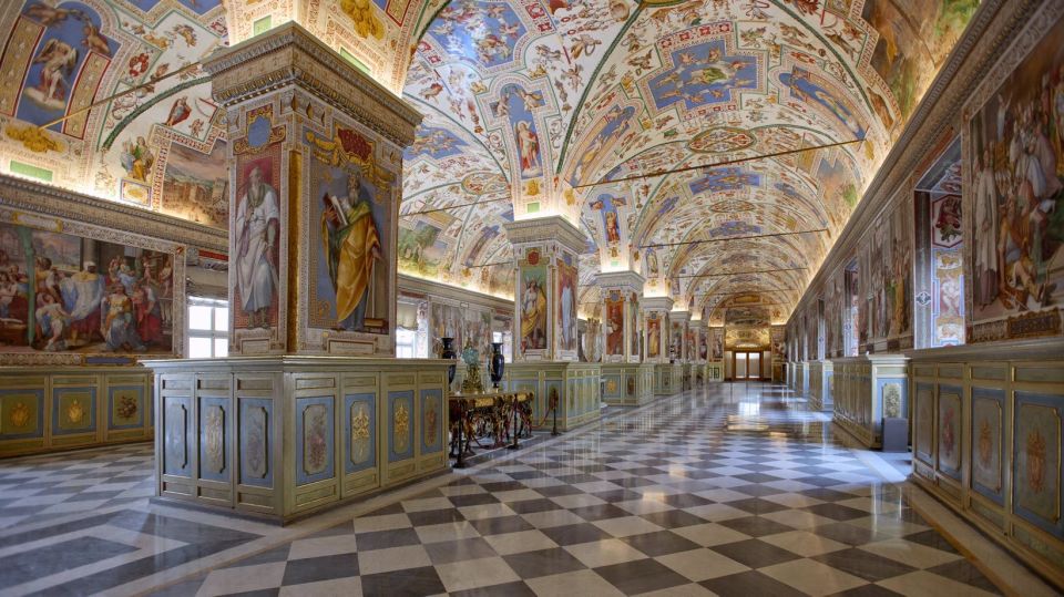 Rome: Vatican Museums, Colosseum, and Roman Forum Tour - Colosseum at 13:45: seeing more than the outer walls