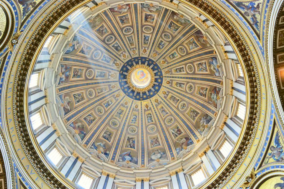 Rome: Vatican Museums & Sistine Chapel Guided Tour - Sistine Chapel: how the ceiling becomes a story you can follow