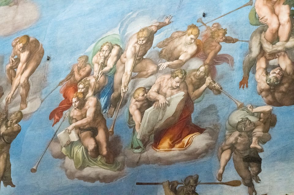 Rome: Vatican Museums & Sistine Chapel Ticket with Host - Crowd Flow: How to Keep Moving Without Missing the Best Stuff