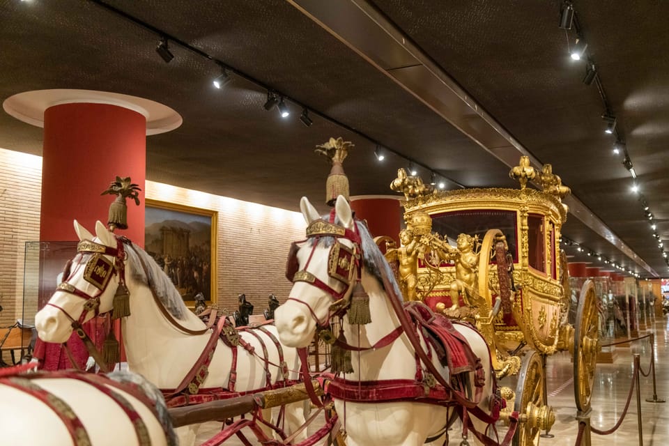 Rome: Vatican Museums & Sistine Chapel Ticket with Host - Gallery of Maps and Tapestries: When Art Becomes Information