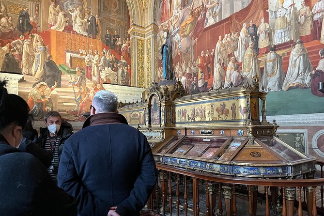 Rome: Vatican Museums, Sistine Chapel Tour and Opt Basilica Entry - Borgia Rooms and the Art of How the Church Thinks About Art