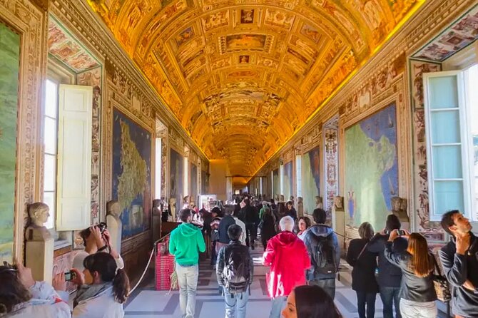 Rome: Vatican Museums & Sistine Chapel Tour & Priority Entry - Where you meet and how the tour flows