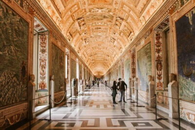 Rome: Vatican, Sistine Chapel, and St Peter's Guided Tour - Meeting point reality: where you start and how the tour ends