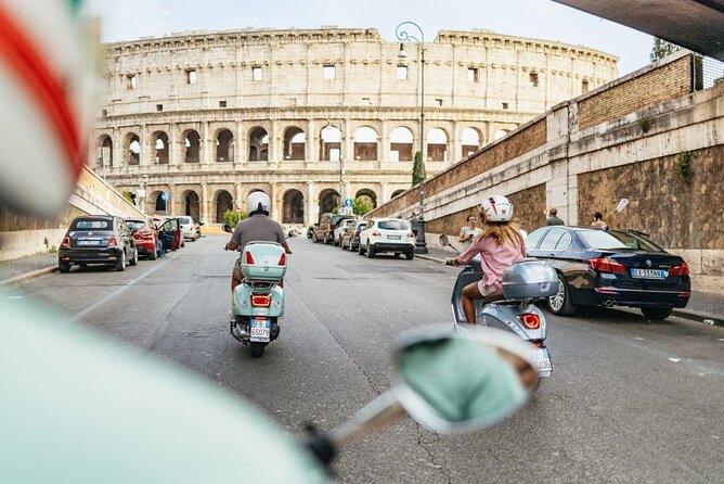 Rome: Vespa 125cc Daily rental - Narrow Streets to Big Icons: Colosseum and Vatican by Vespa