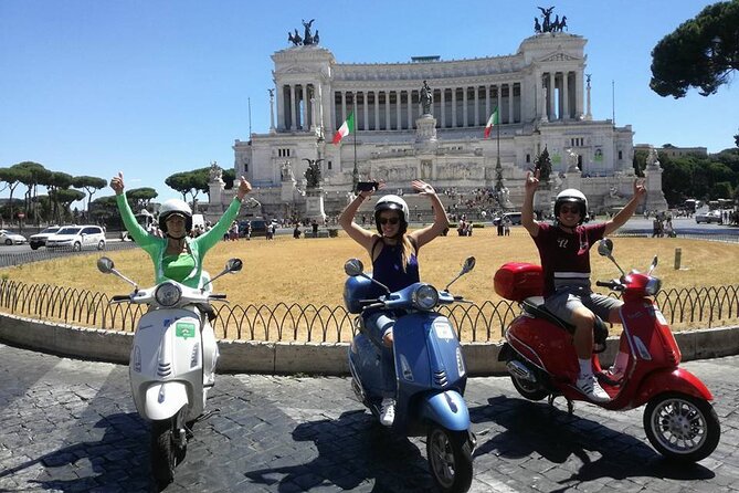 Rome Vespa Primavera 125 cc Rental - 72 Hours Rental - Documents and rider rules that matter in real life