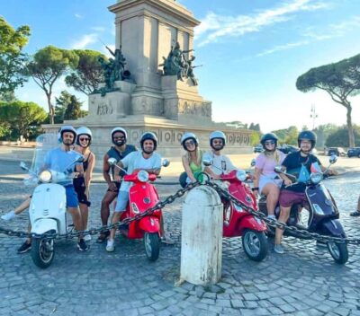 Rome: Vespa scooter tour "When in Rome" - Getting on board: meeting at Snack Bar Venezia and the ride setup