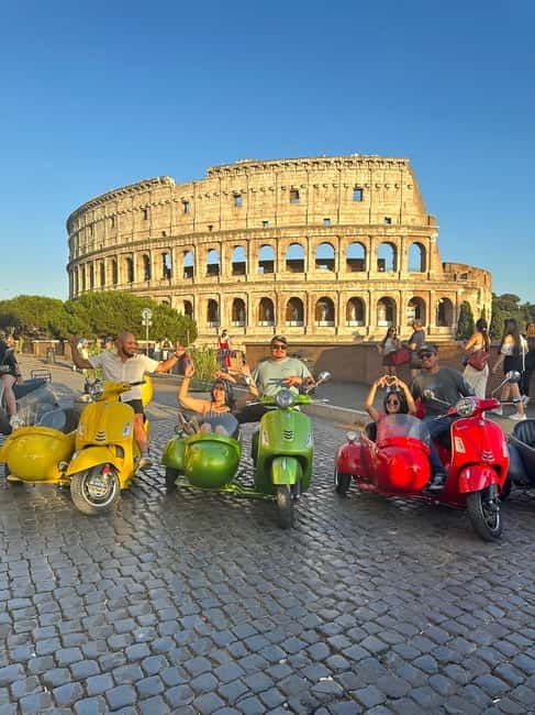 Rome: Vespa Sidecar Tour with Hotel Transfers & Gelato - Piazza Venezia and the Colosseum: the headline pair