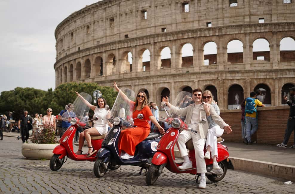 Rome: Vespa Sightseeing Tour with 25 Professional Pictures - The Vespa experience itself: what it feels like and why it works