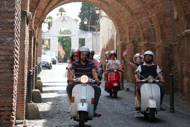 Rome Vespa Small Group Sightseeing Tour, 3 Hour Experience - Vespa tour quick hits (what to remember)