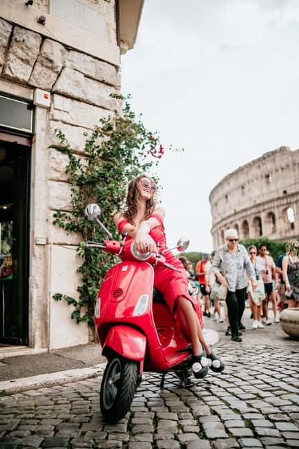Rome: Vespa Tour with Gelato and Photos - Colosseum photo stop: the quickest way to understand what you’re seeing