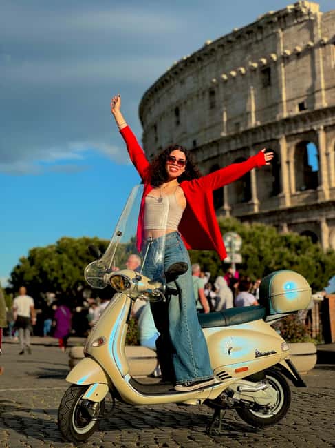 Rome: Vespa Tour with Local Guide - Fontana dell’Acqua Paola and the dessert moment
