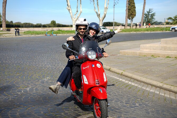 Rome Vespa Tour with Professional Photoshoot - Janiculum Hill Photo Stop: Where the Photos Finish Strong